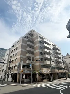 ティックハウスの画像