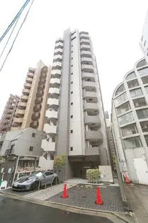 東京都新宿区住吉町【マンション】の外観