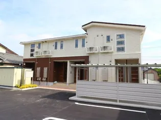 グレース ウッドの画像