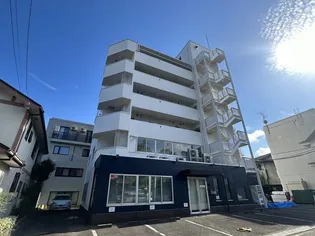 プラウディア宮城野【5階】の外観