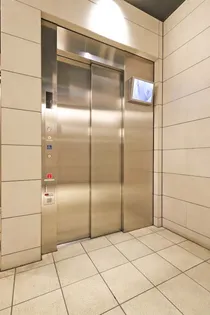 東京都新宿区歌舞伎町2【マンション】の外観