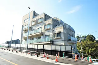 ジェイステージ生田【4階】の外観