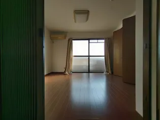 グリーンハイツ札元【3階】の居間