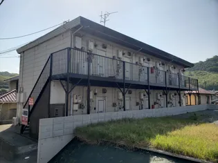 Tree【1階】の外観