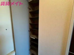 モナリエ栄【1階】の内装