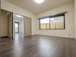 王禅寺テラスハウス【1階】の居間