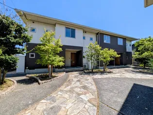 シャーメゾン ラ・モード ガーデンズ II【2階】の外観