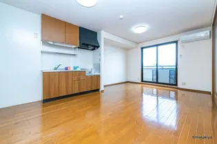 グランコスモ竹内【3階】の居間