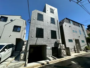 東京都中野区中央4【マンション】の外観