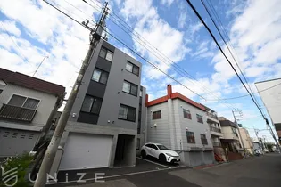 北海道札幌市豊平区平岸三条6【マンション】の外観