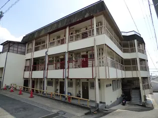 和プレジデント桃山【1階】の外観