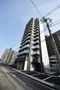 GENOVIA三郷駅前の画像