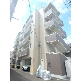 エルフ上杉【4階】の外観