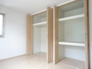 シャテロ成城の居間