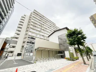 パークアクシス市川【4階】の外観