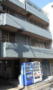 露木ビルの外観