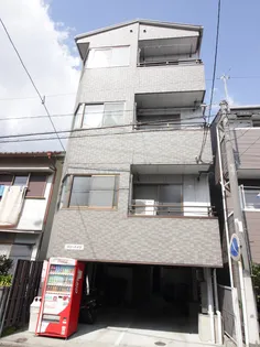 スリーハイツ【4階】の外観