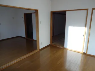 エスポワールI【1階】の居間