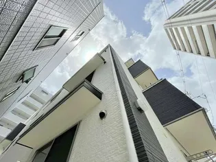 広島県広島市中区羽衣町【アパート】の外観