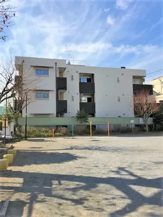 東京都中野区中央2【アパート】の外観