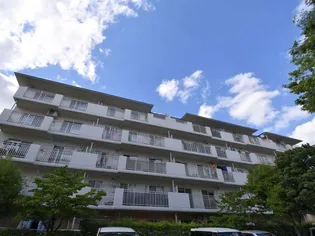 UR高槻・阿武山四番街【3階】の外観