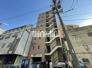 プレジデンテ上前津【1階】の外観