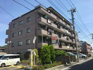 プランドール【4階】の外観