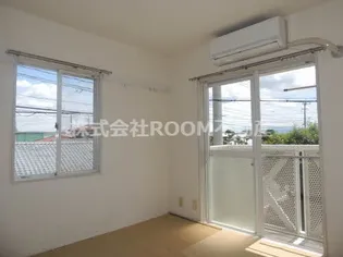 フラワーハイツ【2階】の居間