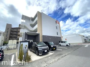 徳島県徳島市山城西2【マンション】の外観