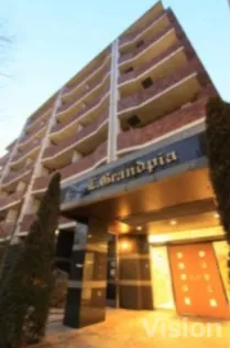 東京都豊島区南長崎5【マンション】の外観