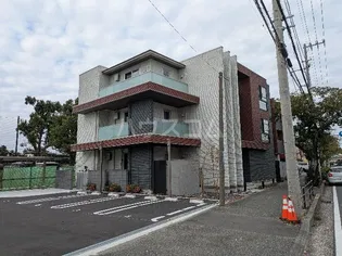 和NAGOMIの画像