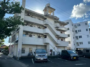 ロイヤルプラザ【4階】の外観