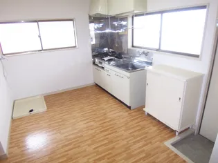 ヴァンテアンB【2階】のキッチン