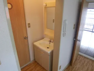 ヴァンテアンB【2階】の内装