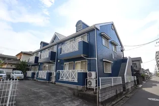 千葉県松戸市新松戸4【アパート】の外観