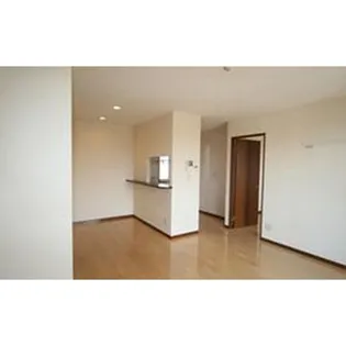 キャロッツDE【2階】の居間