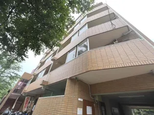 東京都中野区松が丘2【マンション】の外観