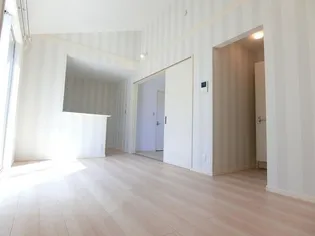 東京都狛江市岩戸北2【アパート】の外観