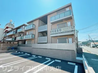 トリニティIII号館の画像