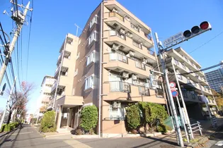 クイーンズタウン【4階】の外観