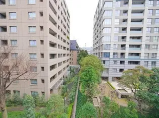 東京都千代田区三番町【マンション】の外観