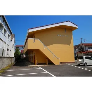 弥生ハイツ【1階】の外観