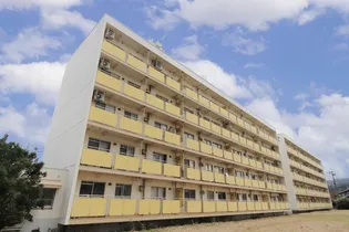 秋田県にかほ市平沢字田角森【マンション】の外観