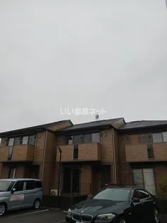 オークスコート西新在家 B棟の外観