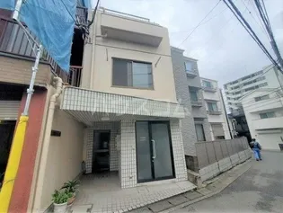 モンメゾン【3階】の外観