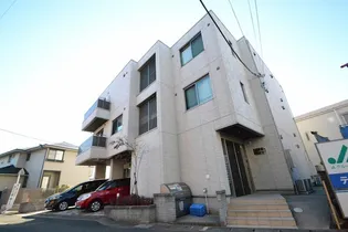 プランドール【1階】の外観