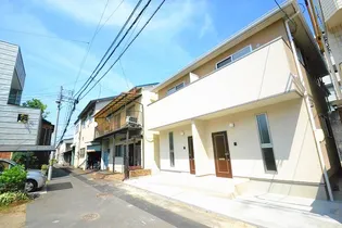 アンフィニ大州の外観