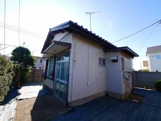 千葉県成田市三里塚【一戸建】の外観