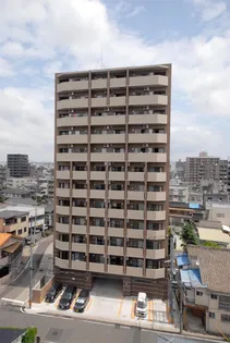 グランヴィア鴨池【7階】の外観