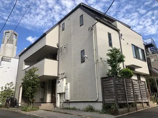 ウエストバーン【2階】の外観